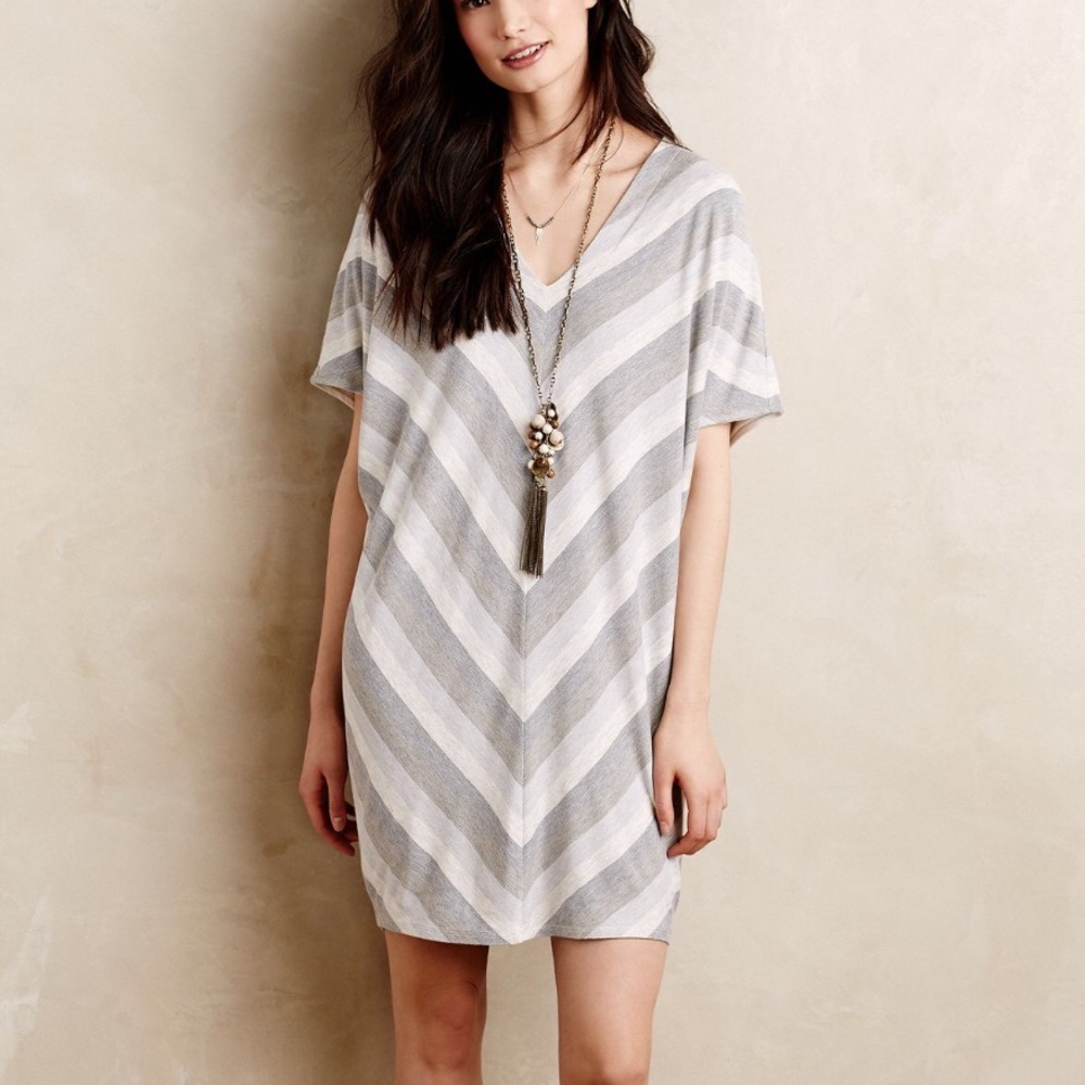 Anthropologie- Bella Luxe - medium
